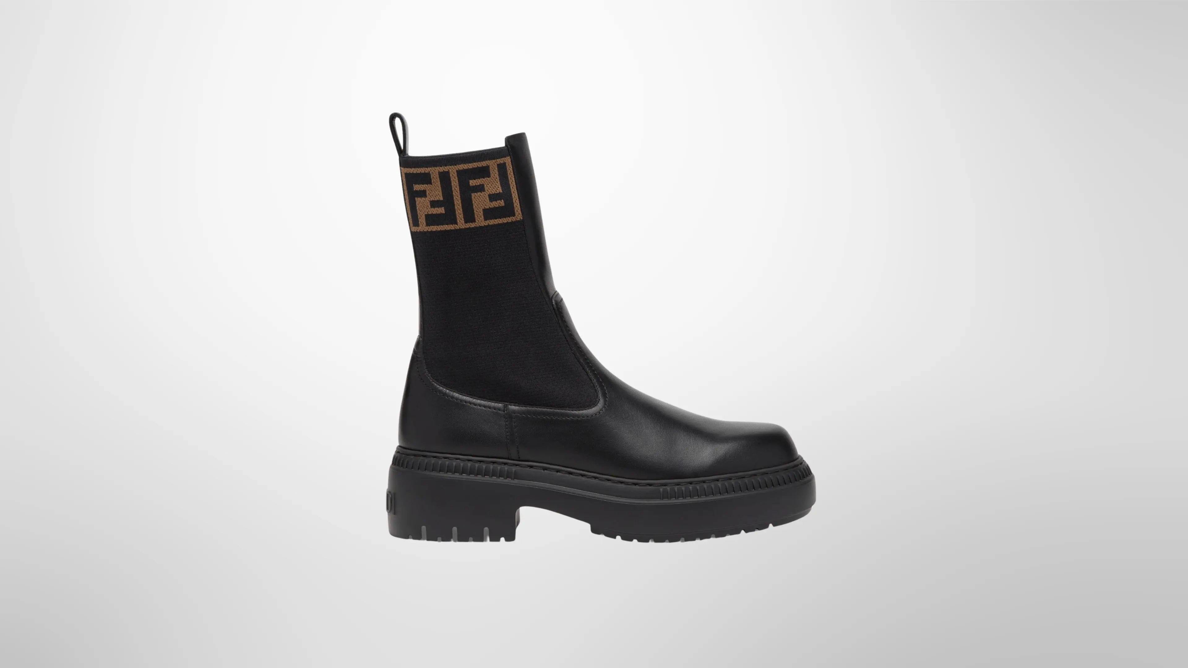 Bottes Fendi Domino éphémère paris