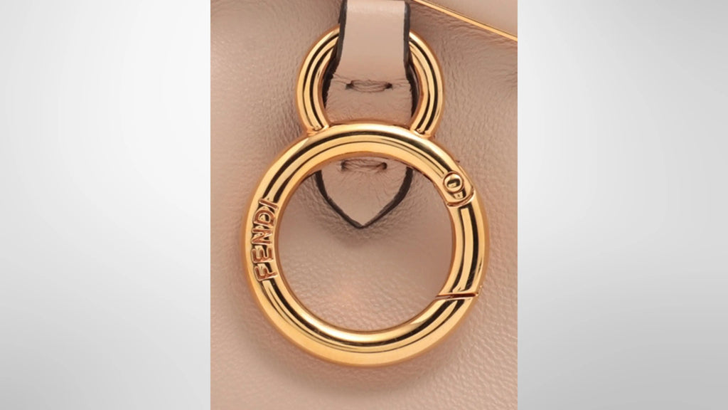 Sac Fendi First Petit éphémère paris